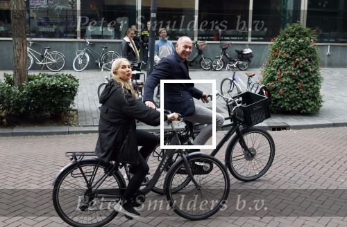 Rotterdam 12 oktober 2025
Eugene v Dun met zijn vrouw op de fiets in Rotterdam.