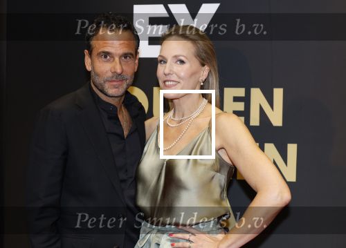 Utrecht 3 oktober 2025
Uitreiking gouden kalveren op het Nederlands film festival. Hadewych Minis en partner Tibor LukÃ¡cs