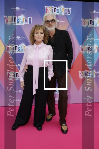 Rotterdam 12 oktober 2025
Premiere Hairspray in het oude Luxor in Rotterdam. Henriette Tol met partner