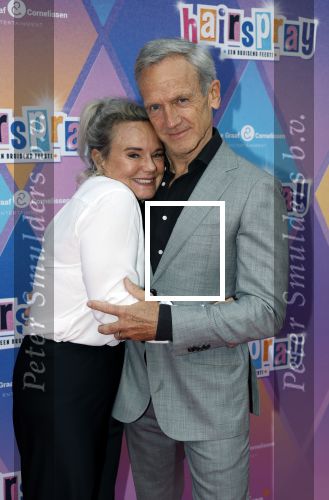 Rotterdam 12 oktober 2025
Premiere Hairspray in het oude Luxor in Rotterdam. Jaap Jongbloed kwam met zijn vrouw