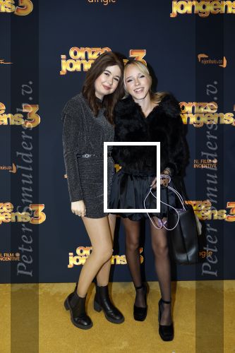 Amsterdam 6 oktober 2025
Premiere de Jongens 3 in Tuschinski. Emma Kok en Jade Kops kwam met hun moeders
