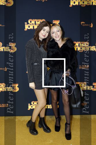 Amsterdam 6 oktober 2025
Premiere de Jongens 3 in Tuschinski. Emma Kok en Jade Kops kwam met hun moeders