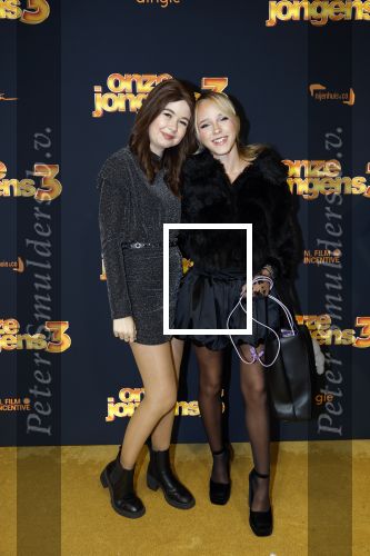 Amsterdam 6 oktober 2025
Premiere de Jongens 3 in Tuschinski. Emma Kok en Jade Kops kwam met hun moeders