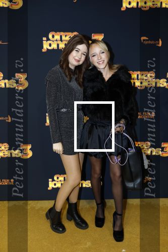 Amsterdam 6 oktober 2025
Premiere de Jongens 3 in Tuschinski. Emma Kok en Jade Kops kwam met hun moeders