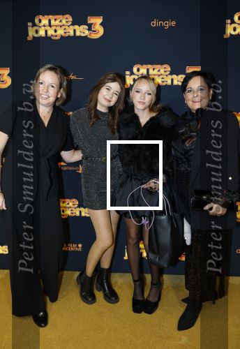 Amsterdam 6 oktober 2025
Premiere de Jongens 3 in Tuschinski. Emma Kok en Jade Kops kwam met hun moeders