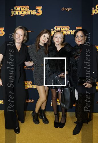 Amsterdam 6 oktober 2025
Premiere de Jongens 3 in Tuschinski. Emma Kok en Jade Kops kwam met hun moeders