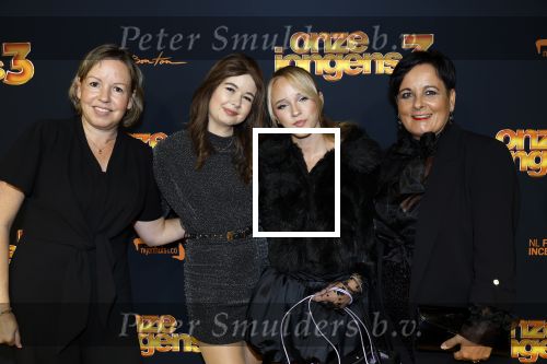 Amsterdam 6 oktober 2025
Premiere de Jongens 3 in Tuschinski. Emma Kok en Jade Kops kwam met hun moeders
