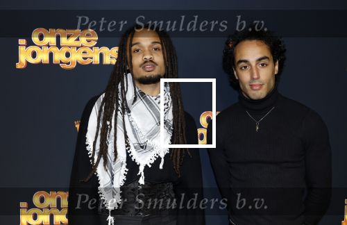 Amsterdam 6 oktober 2025
Premiere de Jongens 3 in Tuschinski. Jair Faria poseert met Kymo de Valk