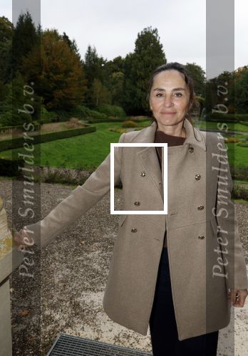 Doorn 5 oktober 2025
Cd presentatie van Anneke Gronloh . Jet de Nijs  krijgt foto uit handen Bart Peters