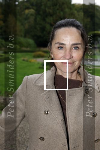 Doorn 5 oktober 2025
Cd presentatie van Anneke Gronloh . Jet de Nijs  krijgt foto uit handen Bart Peters