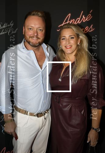 Rotterdam 1 oktober 2025
Premiere nieuwe theatershow Andre Hazes in het nieuwe Luxor. John Dirne met zijn vrouw
