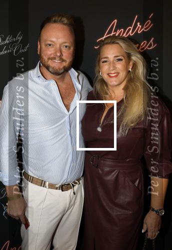 Rotterdam 1 oktober 2025
Premiere nieuwe theatershow Andre Hazes in het nieuwe Luxor. John Dirne met zijn vrouw