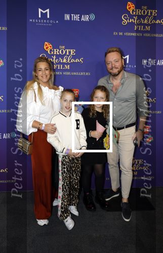 Amsterdam 5 oktober 2025
Premiere sinterklaas film in Pathe Noord. John Dirne met gezin
