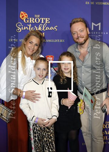 Amsterdam 5 oktober 2025
Premiere sinterklaas film in Pathe Noord. John Dirne met gezin