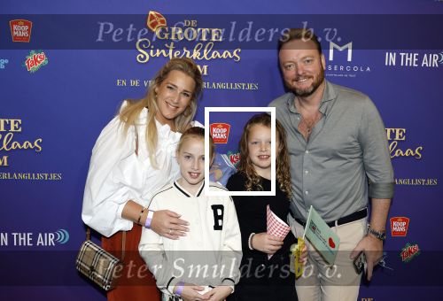Amsterdam 5 oktober 2025
Premiere sinterklaas film in Pathe Noord. John Dirne met gezin