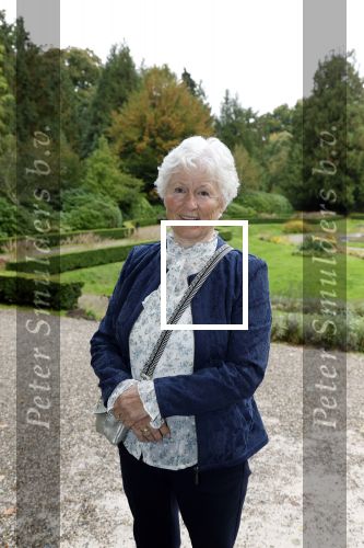 Doorn 5 oktober 2025
Cd presentatie van Anneke Gronloh . Joke Alberts krijgt eerste lp uit handen van Bart Peters
