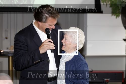Doorn 5 oktober 2025
Cd presentatie van Anneke Gronloh . Joke Alberts krijgt eerste lp uit handen van Bart Peters