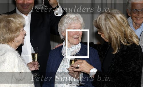Doorn 5 oktober 2025
Cd presentatie van Anneke Gronloh . Joke Alberts krijgt eerste lp uit handen van Bart Peters