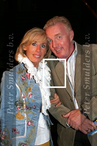 Rijswijk 31 oktober 2004
Premiere Purper in rijswijkse schouwburg.
Joke Bruijs en Andre v Duin
Peter Smulders bv