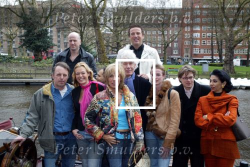 Amsterdam 19 april 2004
Presentatie cd voor Unicef in Hotel Americain.
Joke Bruijs Bob Fosko  Paul v Vliet Gordon Laura Fygi Frans v Deursen Ricky Koole 
Peter Smulders bv