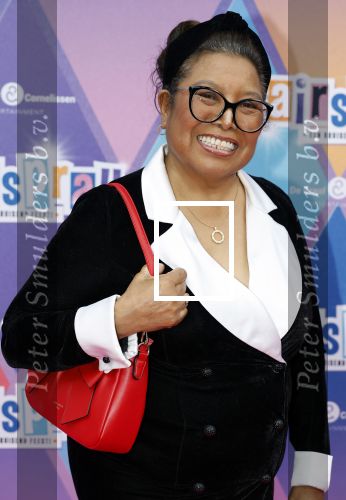 Rotterdam 12 oktober 2025
Premiere Hairspray in het oude Luxor in Rotterdam. Justine Pelmelay kwam met een vriend