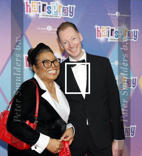 Rotterdam 12 oktober 2025
Premiere Hairspray in het oude Luxor in Rotterdam. Justine Pelmelay kwam met een vriend