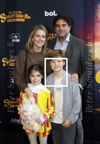 Utrecht 12 oktober 2025
Premiere de club van sinterklaas in kinepolis . Liza Sips Ralph Mannheim en kinderen