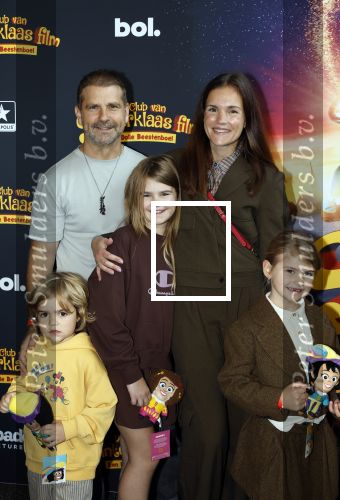Utrecht 12 oktober 2025
Premiere de club van sinterklaas in kinepolis . marly v d Velde met partner en kinderen