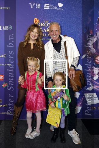 Amsterdam 5 oktober 2025
Premiere sinterklaas film in Pathe Noord. martien Meiland kwam met dochter Maxime Meiland en haar dochters