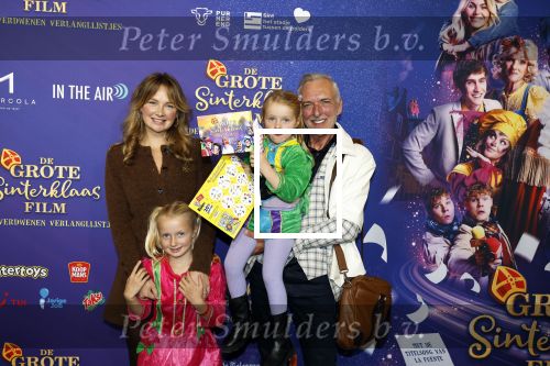 Amsterdam 5 oktober 2025
Premiere sinterklaas film in Pathe Noord. martien Meiland kwam met dochter Maxime Meiland en haar dochters