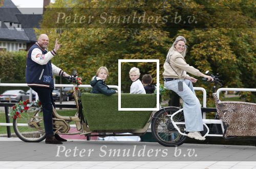 Amsterdam 11 oktober 2025
Menno Kohler met vrouw en kinderen in bakfiets