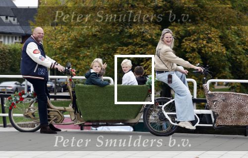 Amsterdam 11 oktober 2025
Menno Kohler met vrouw en kinderen in bakfiets