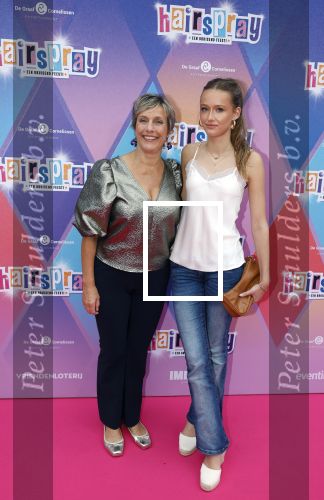 Rotterdam 12 oktober 2025
Premiere Hairspray in het oude Luxor in Rotterdam. Mylene D Anjou met....