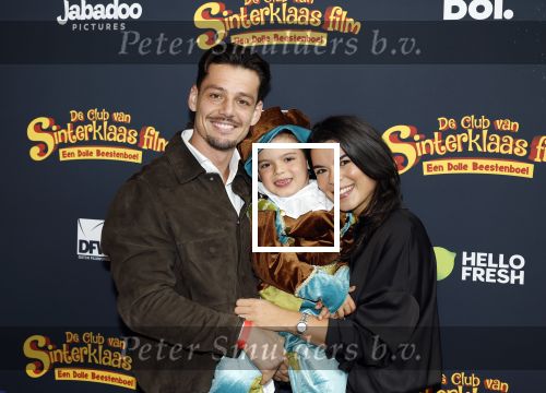 Utrecht 12 oktober 2025
Premiere de club van sinterklaas in kinepolis . Nick Olij met vrouw Rachelle en hun kindje