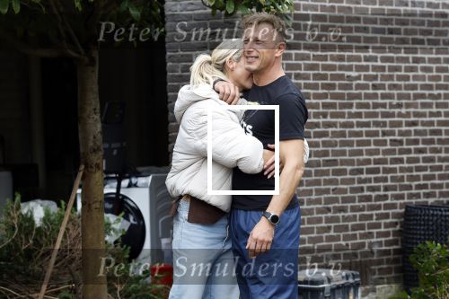Ouderkerk aan de Amstel 7 oktober 2025
Nicolette Kluijver en partner Milan Zolak  hebben samen een nieuw huis gekocht op een prachtige locatie . Ze gaan het hele huis van boven tot beneden verbouwen .