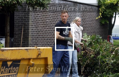 Ouderkerk aan de Amstel 7 oktober 2025
Nicolette Kluijver en partner Milan Zolak  hebben samen een nieuw huis gekocht op een prachtige locatie . Ze gaan het hele huis van boven tot beneden verbouwen .