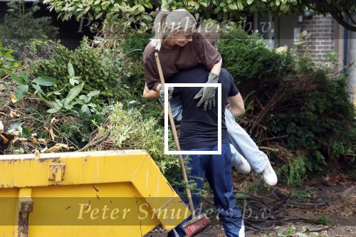 Ouderkerk aan de Amstel 7 oktober 2025
Nicolette Kluijver en partner Milan Zolak  hebben samen een nieuw huis gekocht op een prachtige locatie . Ze gaan het hele huis van boven tot beneden verbouwen .