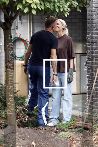 Ouderkerk aan de Amstel 7 oktober 2025
Nicolette Kluijver en partner Milan Zolak  hebben samen een nieuw huis gekocht op een prachtige locatie . Ze gaan het hele huis van boven tot beneden verbouwen .