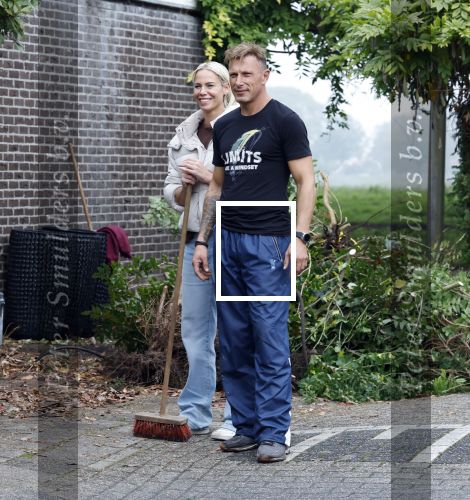 Ouderkerk aan de Amstel 7 oktober 2025
Nicolette Kluijver en partner Milan Zolak  hebben samen een nieuw huis gekocht op een prachtige locatie . Ze gaan het hele huis van boven tot beneden verbouwen .