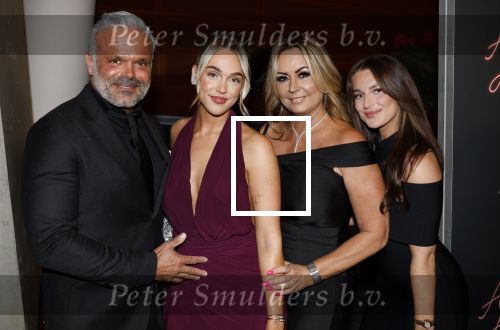 Rotterdam 1 oktober 2025
Premiere nieuwe theatershow Andre Hazes in het nieuwe Luxor. Noa Braaf kwam met haar vader en stiefmoeder