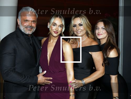 Rotterdam 1 oktober 2025
Premiere nieuwe theatershow Andre Hazes in het nieuwe Luxor. Noa Braaf kwam met haar vader en stiefmoeder