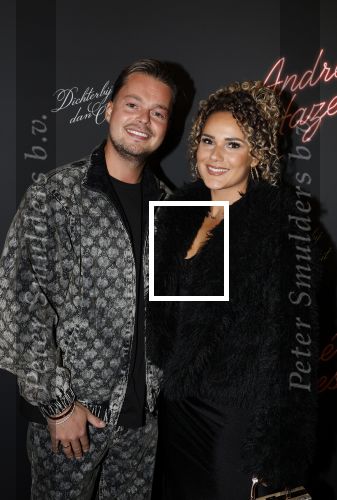 Rotterdam 1 oktober 2025
Premiere nieuwe theatershow Andre Hazes in het nieuwe Luxor. Robert v Hemert met zijn vrouw Valentina