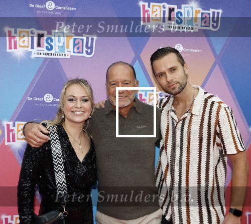 Rotterdam 12 oktober 2025
Premiere Hairspray in het oude Luxor in Rotterdam. Ron Boszhard poseert met Naomi Boszhard en Niels Boszhard