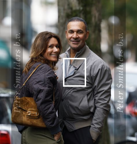 Amsterdam 9 oktober 2025
Ruud Gullit met vriendin Karin de Rooij in Amsterdam zuid