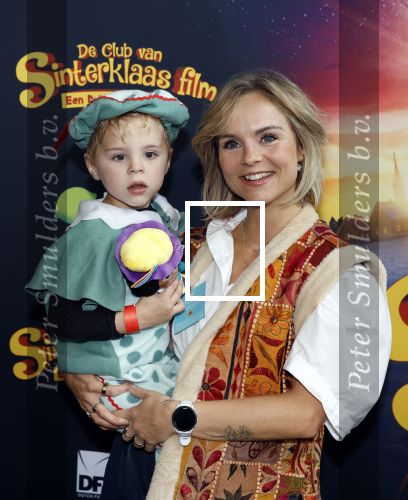 Utrecht 12 oktober 2025
Premiere de club van sinterklaas in kinepolis . Stijn Fransen met haar zoontje