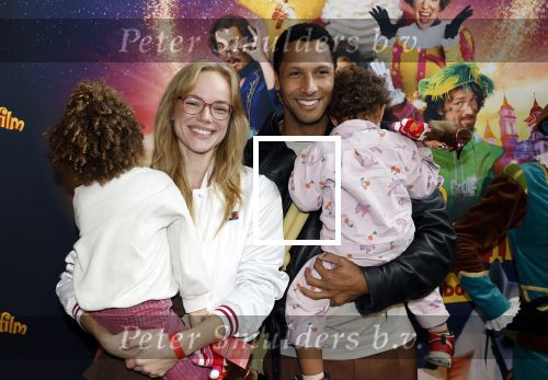 Utrecht 12 oktober 2025
Premiere de club van sinterklaas in kinepolis . tarikh Janssen partner Lonneke Bakker en hun kinderen