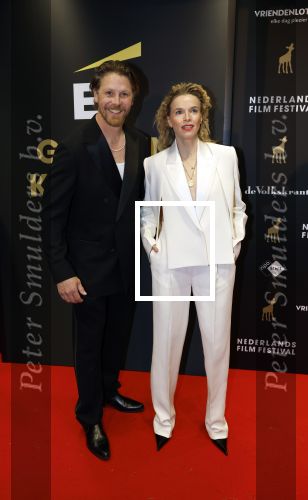 Utrecht 3 oktober 2025
Uitreiking gouden kalveren op het Nederlands film festival. Thekla Reuten kwam met partner Gijs Naber