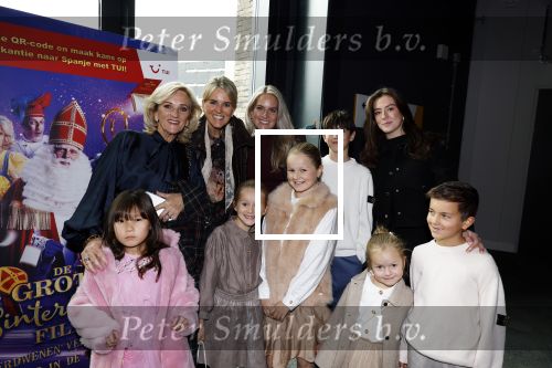 Amsterdam 5 oktober 2025
Premiere sinterklaas film in Pathe Noord. Tineke Schouten met dochters en kleinkinderen