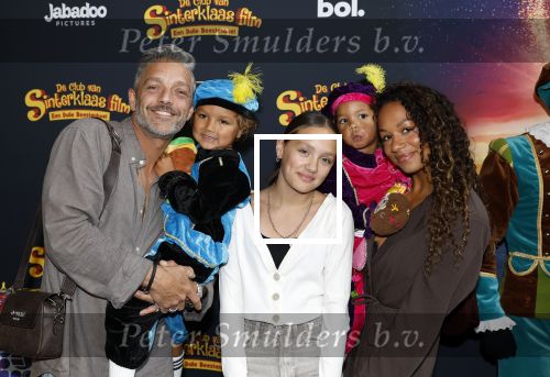 Utrecht 12 oktober 2025
Premiere de club van sinterklaas in kinepolis . Tommie Christiaan met vrouw en kinderen