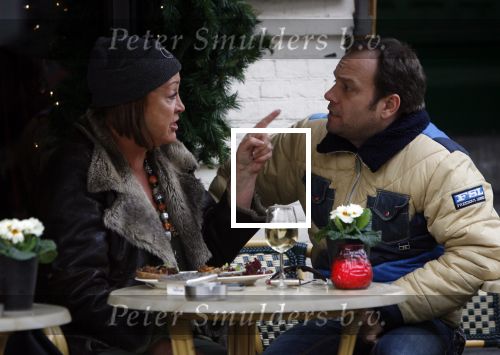 Amsterdam 8 januari 2007
Carlo Boszhard en Viola Holt met dochter op terras van pc hooftstraat.
Peter Smulders bv